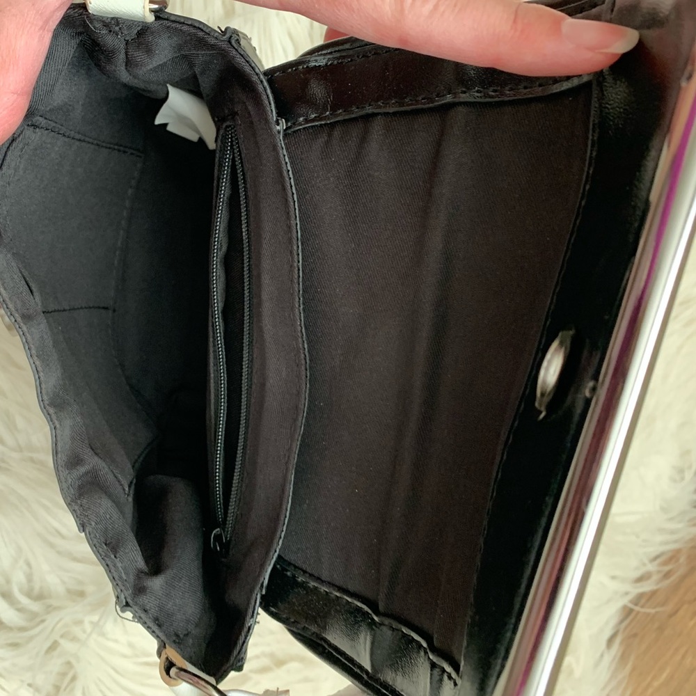 Vegan Crossbody/ Shoulder Bag - Picture 8 of 14